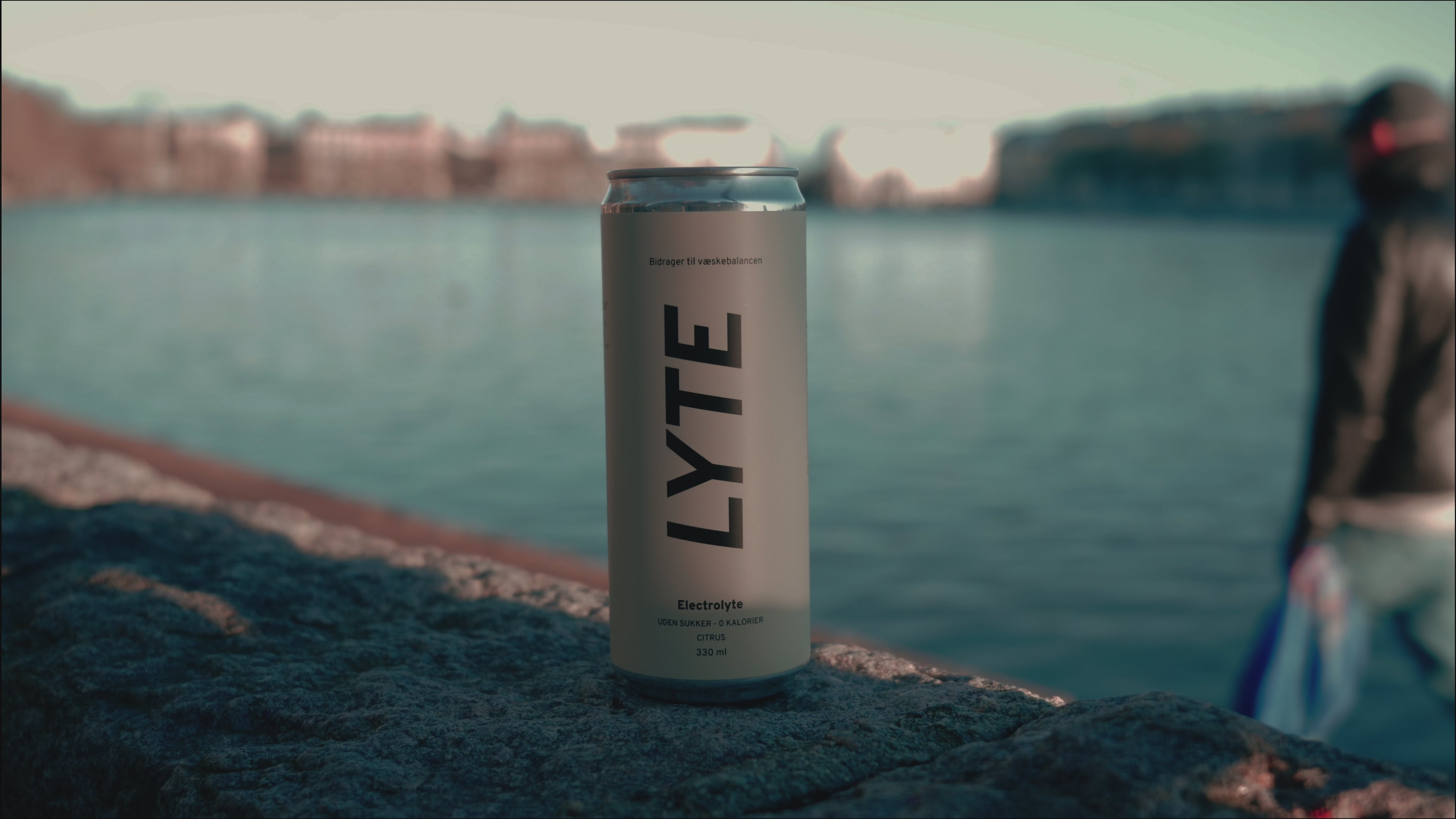 Dansk produktion og design.